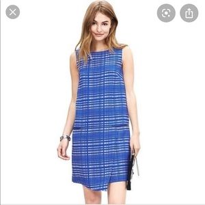 Banana Republic mod style blue checked pockets